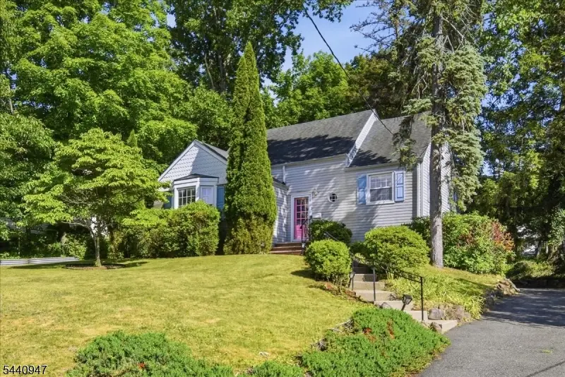112 Fairview Ave, West Orange, NJ 07052 - #2