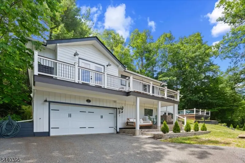 19 Somerville Rd, Hewitt, NJ 07421 - #2