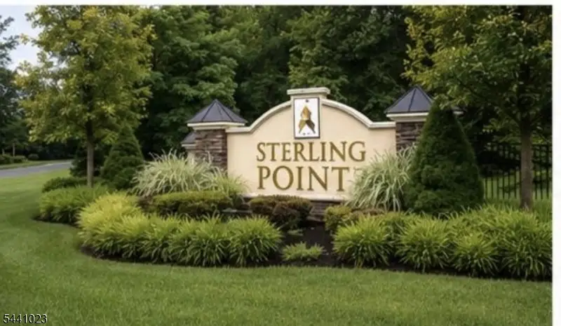 14 Fehervari Ct, Franklin, NJ 08873 - #3
