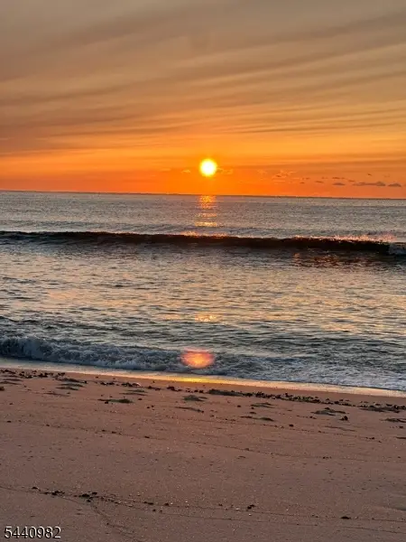310 Maryland Ave, Point Pleasant Beach Boro, NJ 08742
