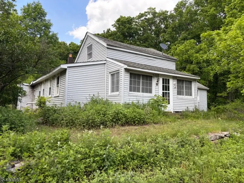 25 Kemah Mecca Lake Rd, Hampton, NJ 07860 - #1