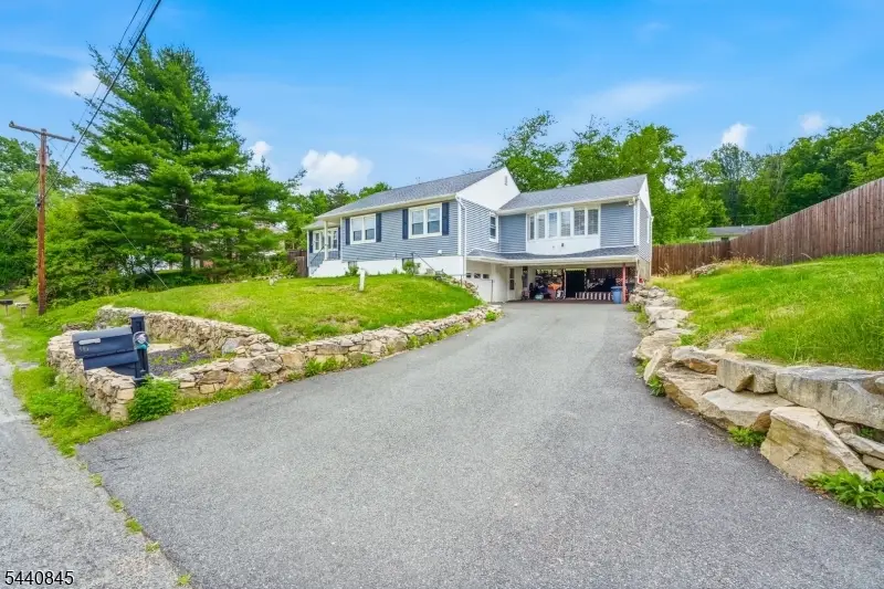 36 Forest Rd, Green, NJ 07821 - #2