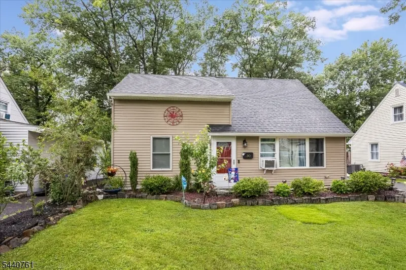 30 Hunterdon Rd, West Orange, NJ 07052 - #2