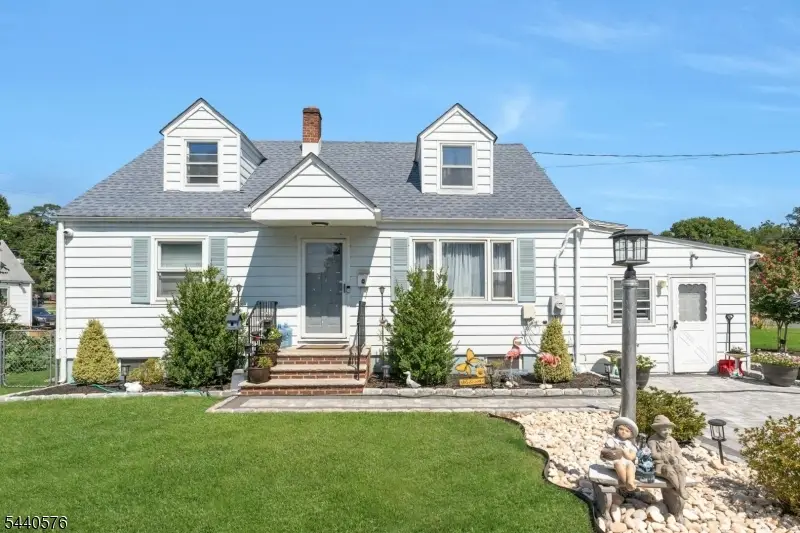 213 Glenside Pl, North Plainfield, NJ 07060 - #1