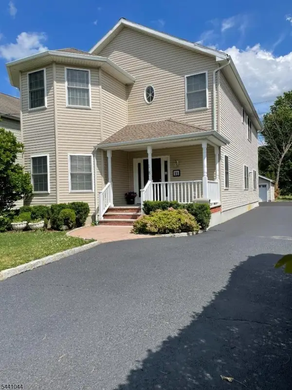 18 Brooklake Rd, Florham Park Boro, NJ 07932