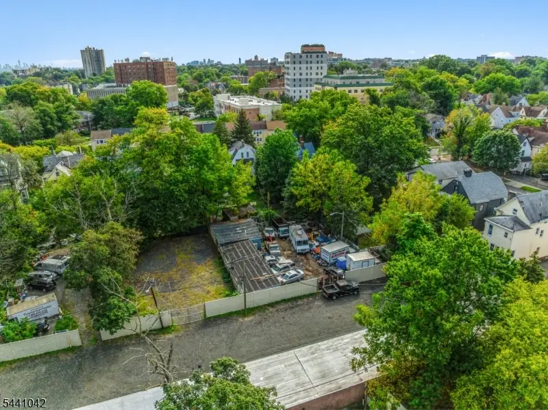 201 Park Ave, East Orange, NJ 07017 - #3