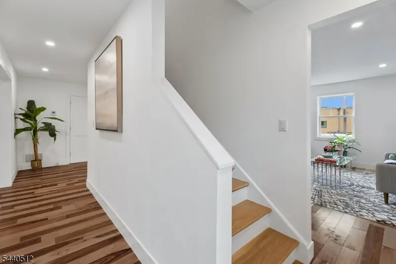 941 Lincoln Ave E, Cranford, NJ 07016 - #3