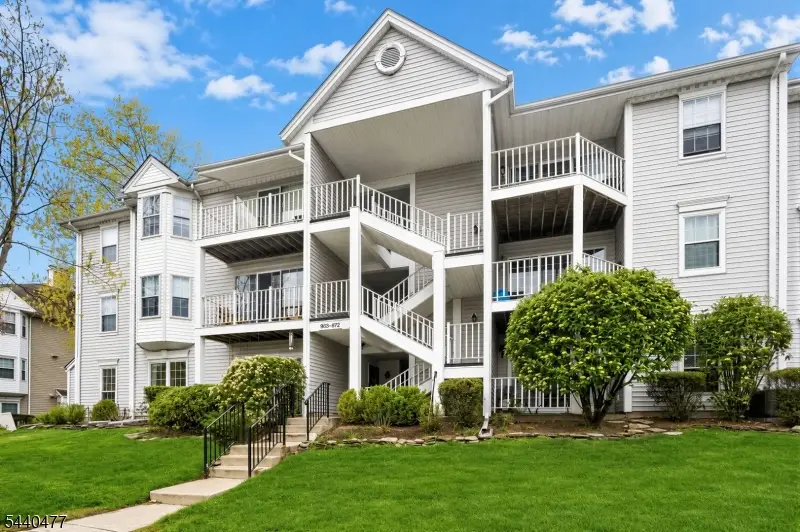 972 Juniper Way, Mahwah, NJ 07430 - #1