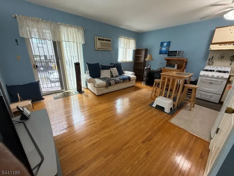 353 Marshall St #2C, Paterson, NJ 07503 - #1
