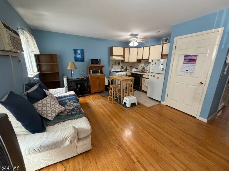 353 Marshall St #2C, Paterson, NJ 07503 - #2