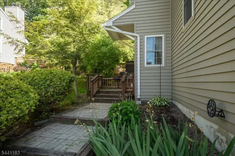 15 Rhea Run, Hampton, NJ 07860 - #3