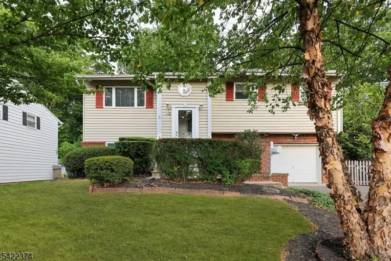 45 Fieldstone Dr, Somerville, NJ 08876 - #2