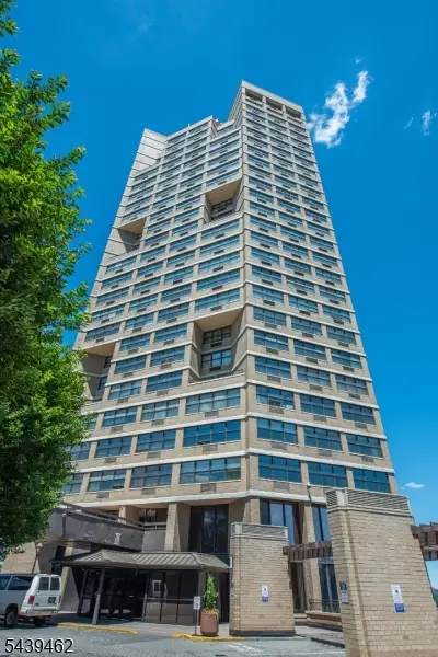 7004 Kennedy Blvd East #39f, Guttenberg, NJ 07093 - #1