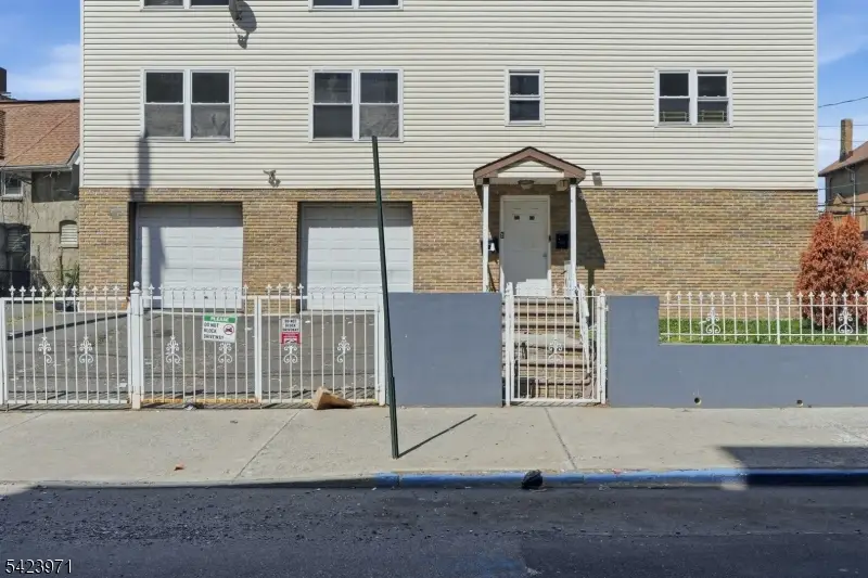 172-174 Carroll St, Paterson, NJ 07501 - #3