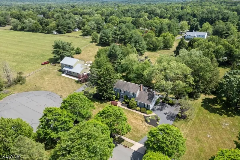 15 Williamsburg Ct, Montgomery, NJ 08558 - #3