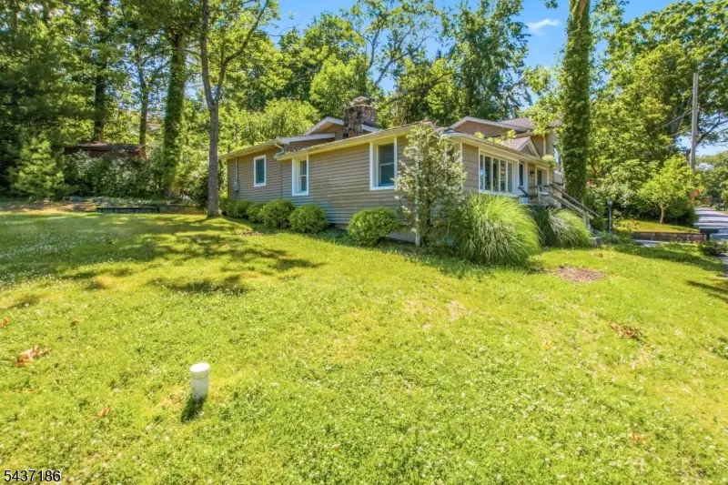 139 Mohawk Trl, Pines Lake, NJ 07470 - #3