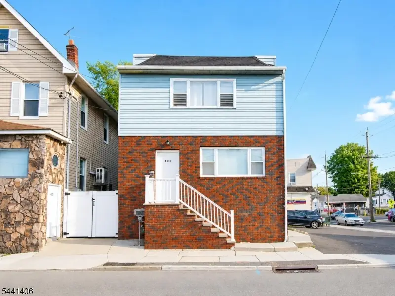 434 Long Ave, Hillside, NJ 07205 - #1