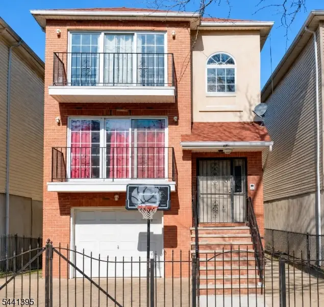 141 22nd St, Irvington, NJ 07111 - #1