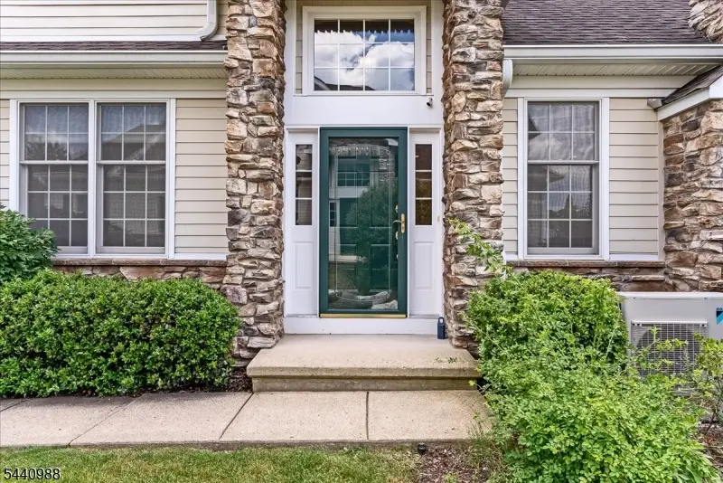 28 Briar Ct, Hardyston, NJ 07419 - #3