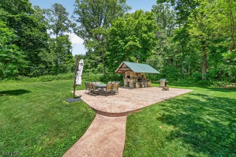 2 Pine Ct, Bethlehem, NJ 08804 - #2