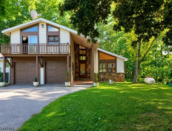 365 Lake Shore South #B, Montague Twp., NJ 07827