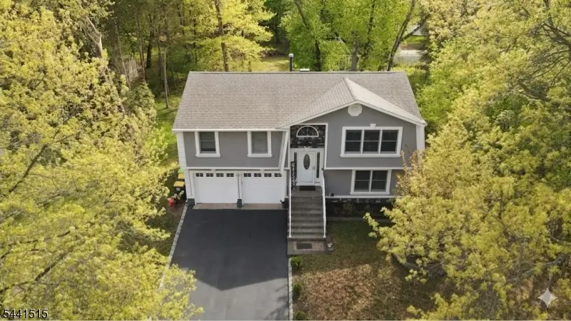 46 Heather Dr, Franklin, NJ 08873 - #2