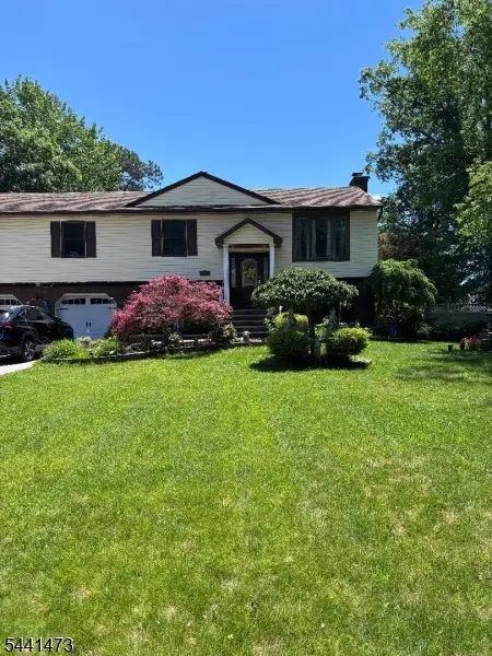 115 Oak St, Old Bridge, NJ 08857 - #1