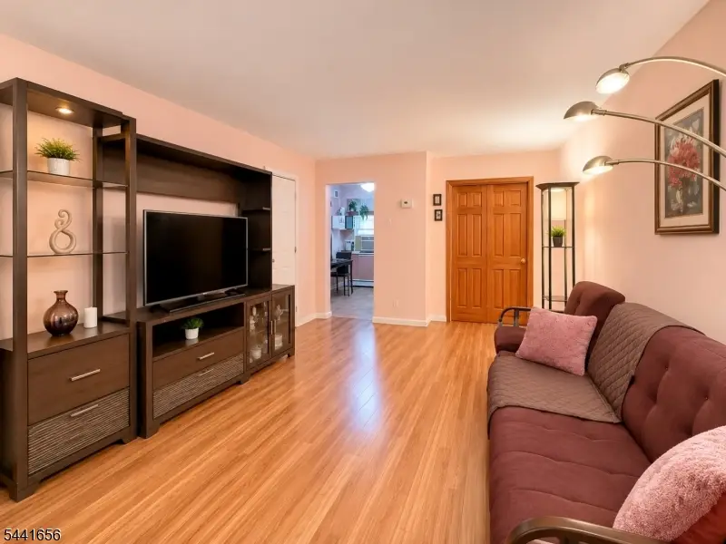 725 Joralemon St #31, Belleville, NJ 07109 - #2
