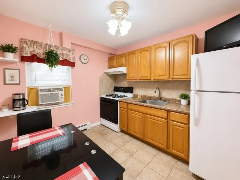 725 Joralemon St #31, Belleville, NJ 07109 - #3
