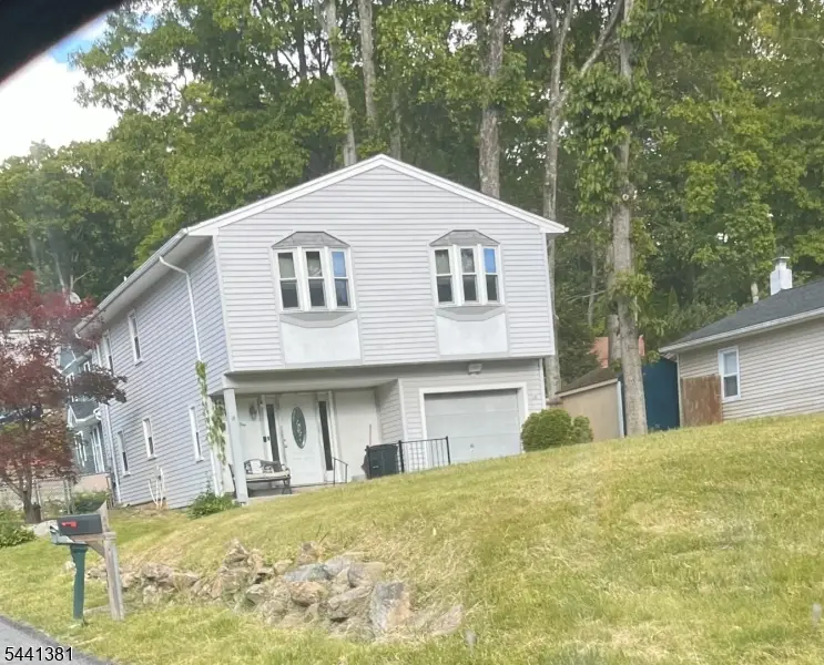 21 Greenwood Ave, Hopatcong, NJ 07874 - #3