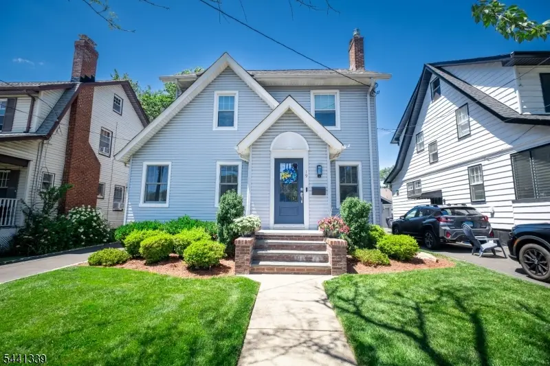 19 Overlook Ter, Maplewood, NJ 07040 - #2