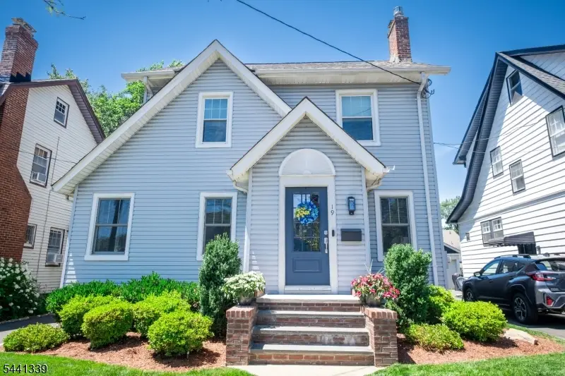 19 Overlook Ter, Maplewood, NJ 07040 - #3