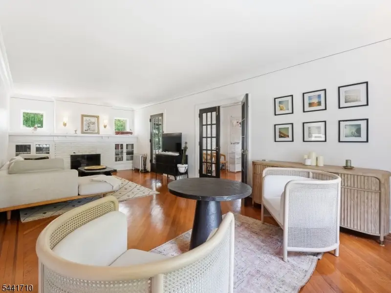 42 Courter Ave, Maplewood, NJ 07040 - #2