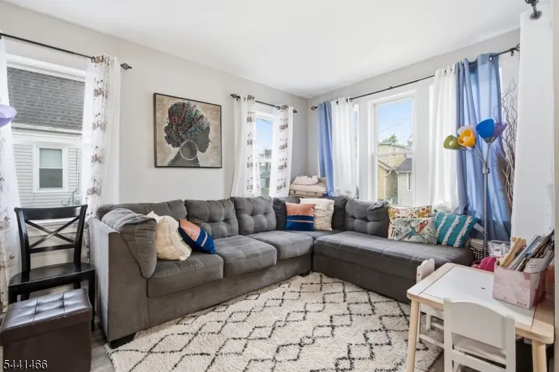 375 Miller St, Vauxhall, NJ 07088 - #3