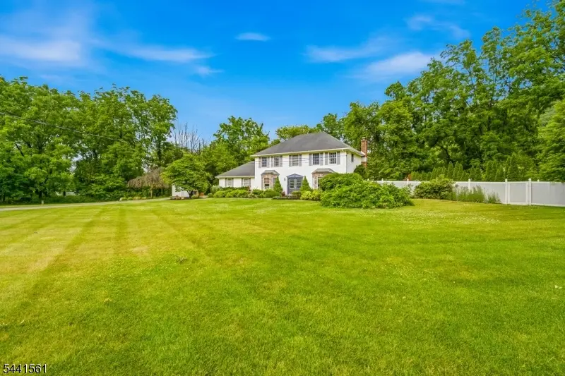 3 Butternut Dr, Vernon, NJ 07462 - #2