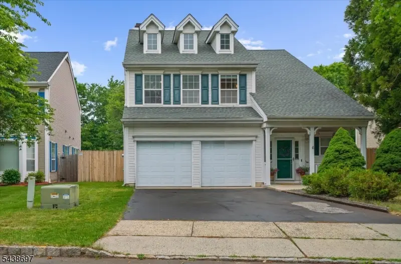 8 Cottage Pl, Branchburg, NJ 08876 - #1