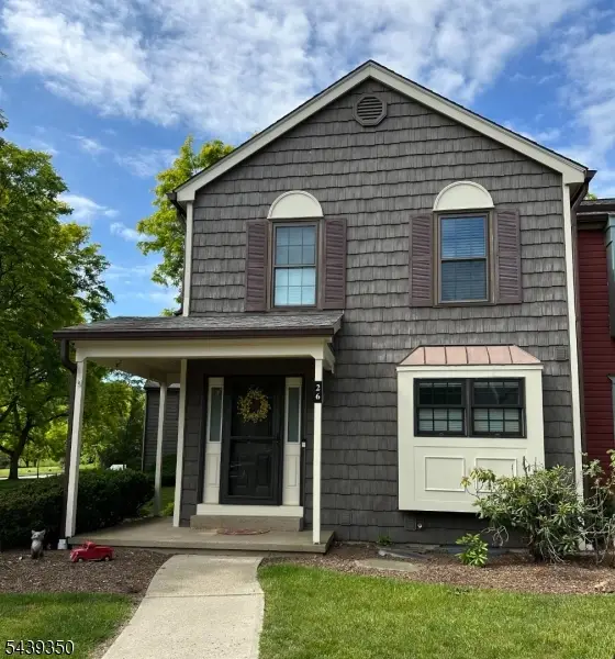 26 Duck Hawk Ct, Allamuchy Twp., NJ 07840