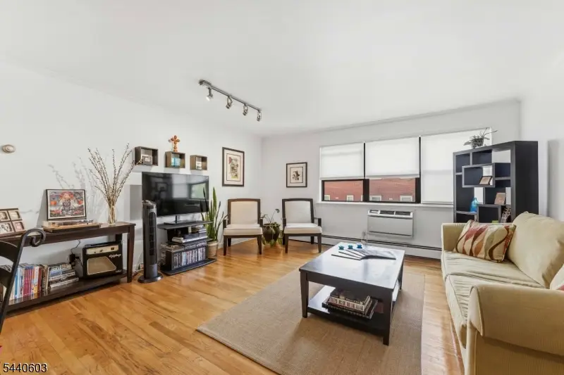 45 Hussa St #14, Linden, NJ 07036 - #3