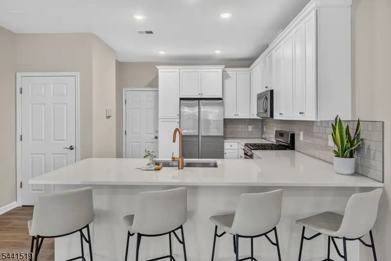 3 Sadie Cir 3105, Union, NJ 07083 - #1