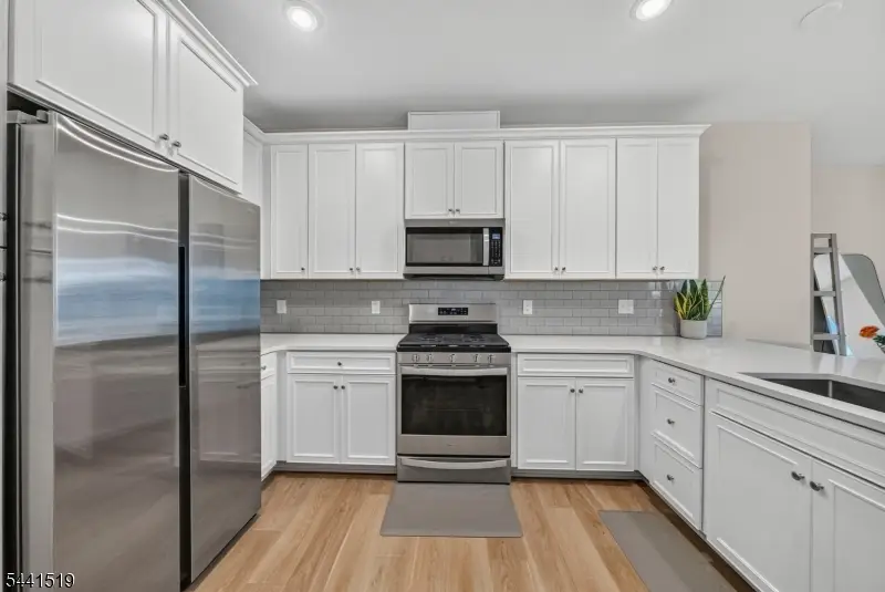 3 Sadie Cir 3105, Union, NJ 07083 - #3