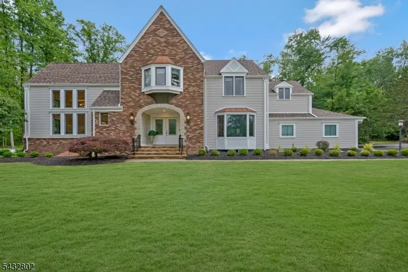 29 Crown Dr, Warren, NJ 07059 - #2