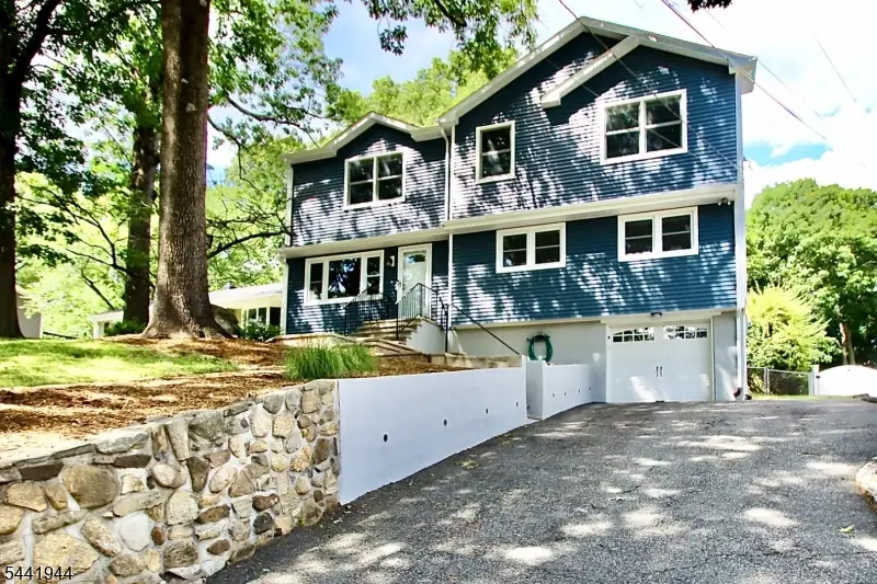 73 Oneida Ave, Oakland, NJ 07436 - #2