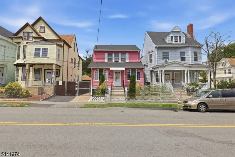 53 18th Ave, Paterson, NJ 07513 - #1