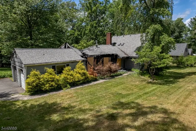 1271 Dogwood Dr, Bridgewater, NJ 08807 - #1