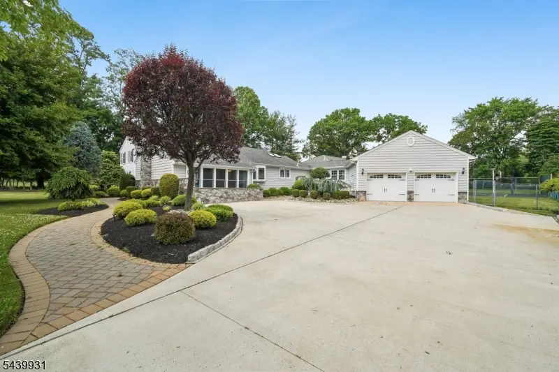 3 Karen Court, Scotch Plains, NJ 07076 - #3