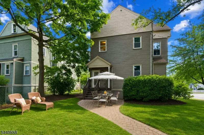 129 Claremont Ave #2, Montclair, NJ 07042 - #3