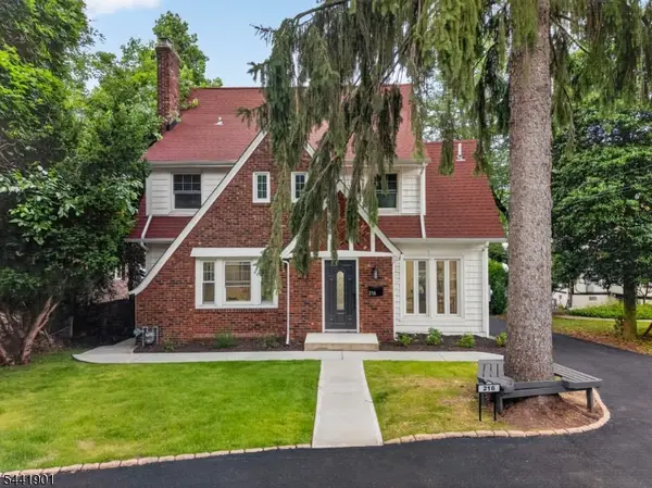 216 Gregory Ave, West Orange Twp., NJ 07052