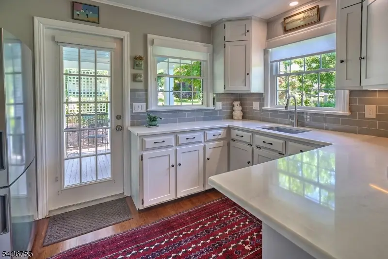 69 W Oak St, Basking Ridge, NJ 07920 - #2
