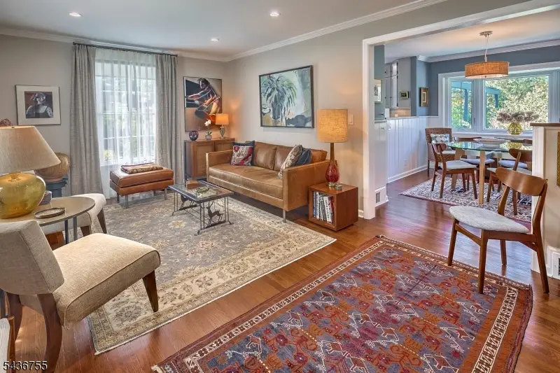 69 W Oak St, Basking Ridge, NJ 07920 - #3