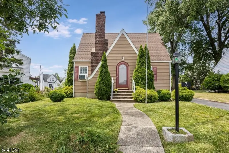 3 Lucien Pl, Linden, NJ 07036 - #2